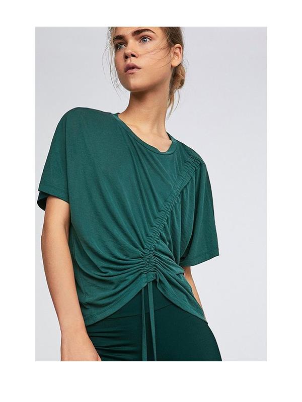 Remera Frunce Gomez