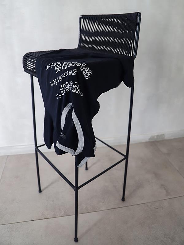 Remera de escote redondo.